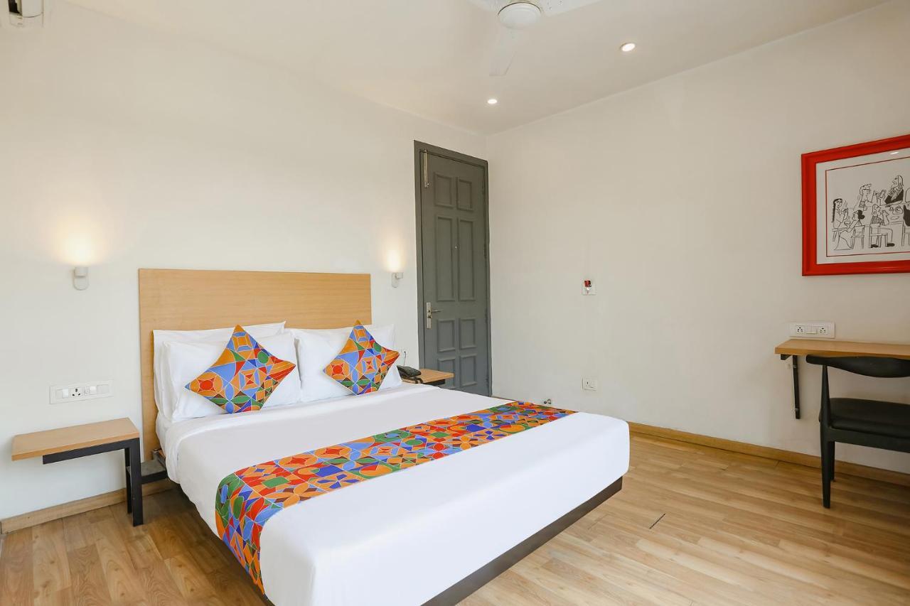 Fabexpress D2 Paschim Vihar Hotel Делхи Екстериор снимка
